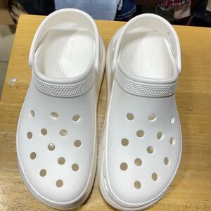 CROCS women  White Slip-On Sandals